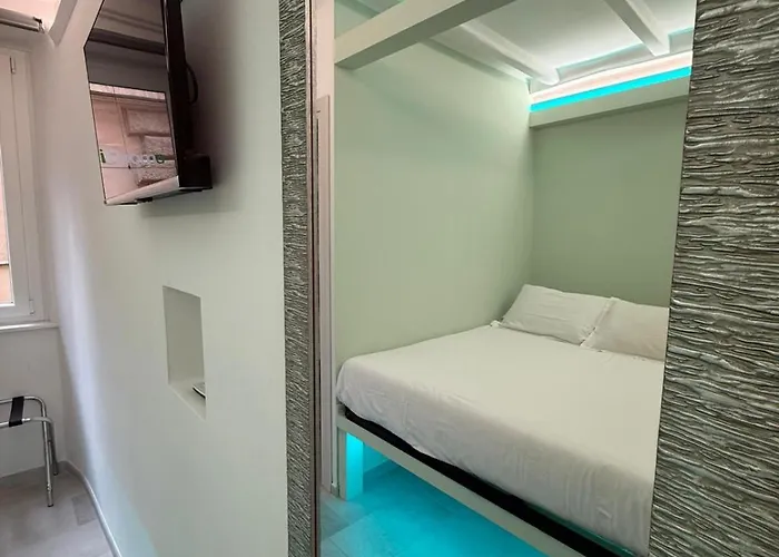 Гостевой дом Irooms - Spanish Steps