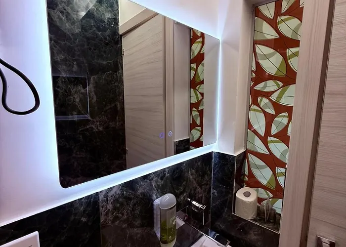 Irooms - Spanish Steps Гостевой дом 4*