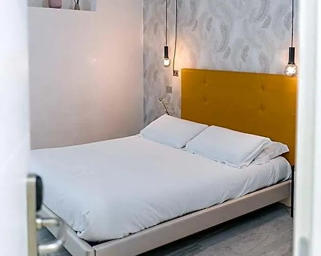 Irooms - Spanish Steps