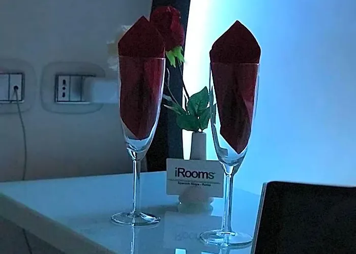 Irooms - Spanish Steps Pensjonat 4*