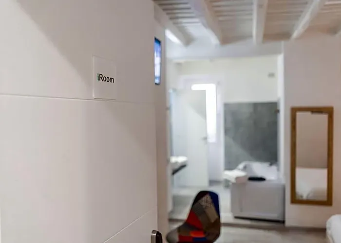 Irooms - Spanish Steps