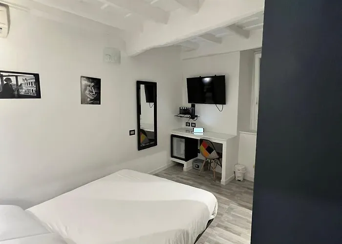 Irooms - Spanish Steps 4*